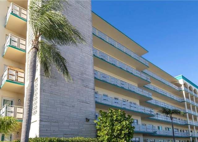 Property at 2960 59th St S #501, Gulfport, FL 33707, 2 beds, 2 baths