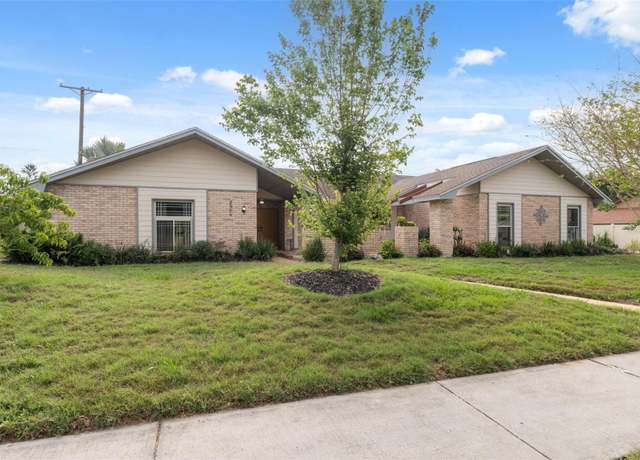 Property at 2906 Beagle Pl, Seffner, FL 33584, 5 beds, 3 baths