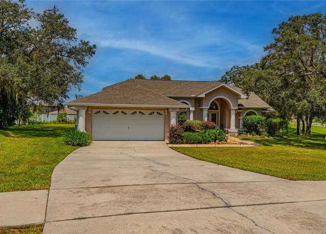 Property at 63 Forest Wood Ct, Spring Hill, FL 34609, 4 beds, 3 baths
