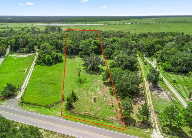 Property at 18470 SE Highway 42, Weirsdale, FL 32195