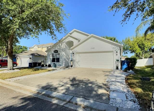 Property at 1309 Rebecca Dr, Haines City, FL 33844, 4 beds, 3 baths
