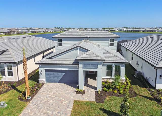Property at 17245 Savory Mist Cir, Bradenton, FL 34211, 4 beds, 4 baths