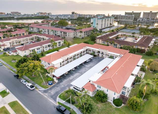Property at 10350 Imperial Point Dr W #15, Largo, FL 33774, 1 bed, 1 bath