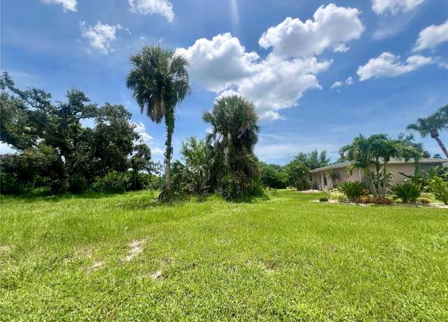 Property at 25 Oakland Hills Pl, Rotonda West, FL 33947