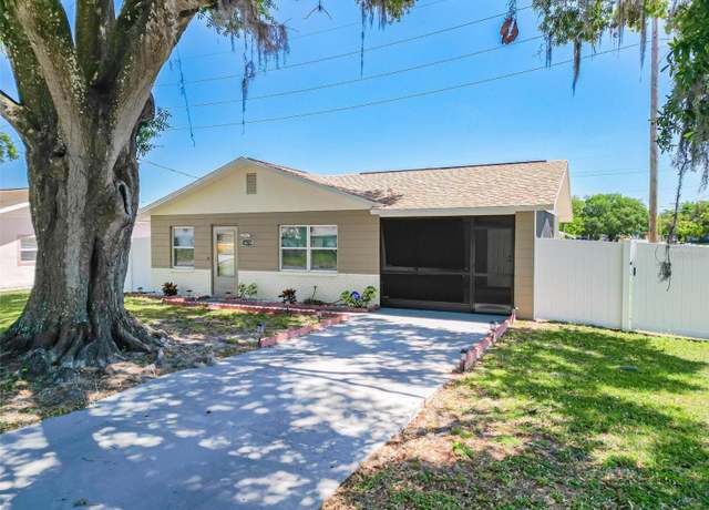 Property at 14734 11th St, Dade City, FL 33523, 3 beds, 2 baths