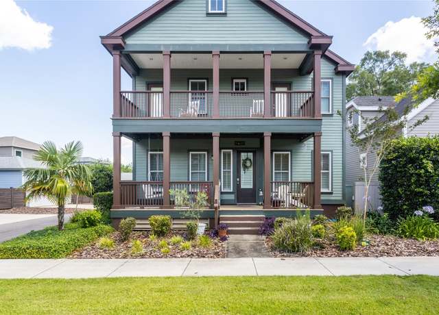Property at 7427 SW 66th Ln, Gainesville, FL 32608, 5 beds, 3.5 baths