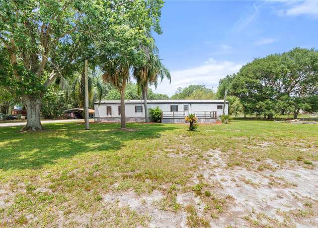Property at 4030 Cedar Hammock St, Lake Wales, FL 33859, 2 beds, 2 baths