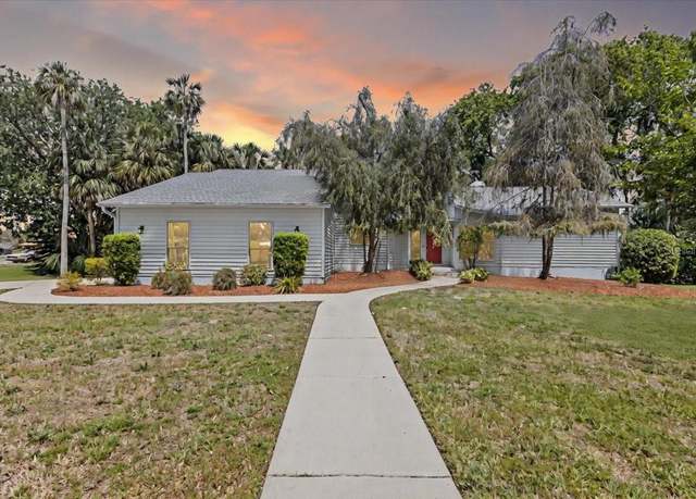 Property at 11631 W Clubview Dr, Homosassa, FL 34448, 3 beds, 2 baths