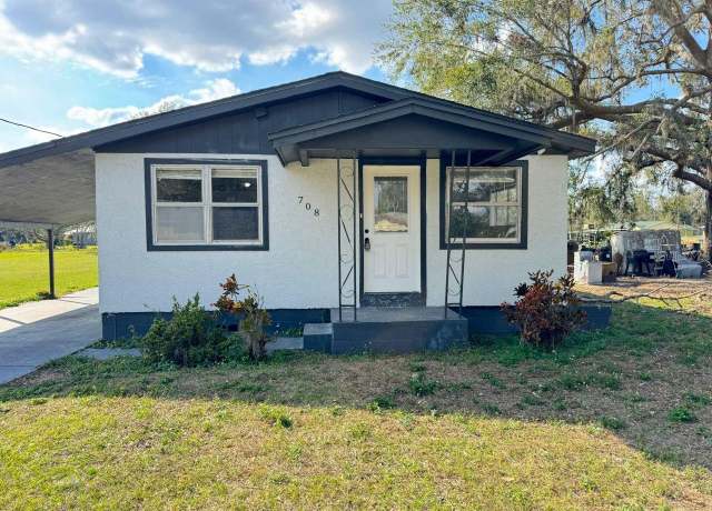 Property at 708 SE Pine Ave, Fort Meade, FL 33841, 3 beds, 1 bath