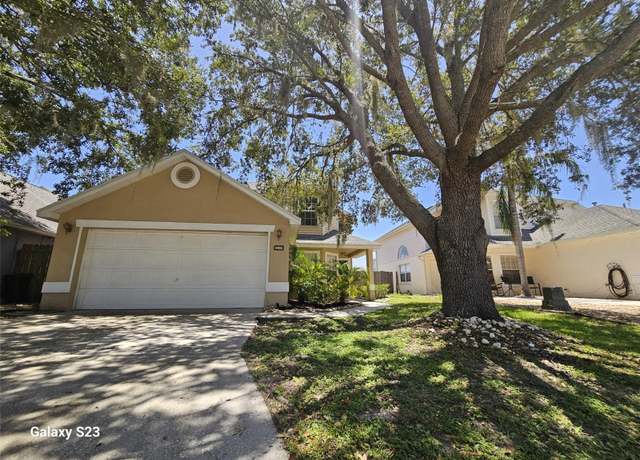 Property at 407 Darlington Loop, Davenport, FL 33896, 3 beds, 3 baths