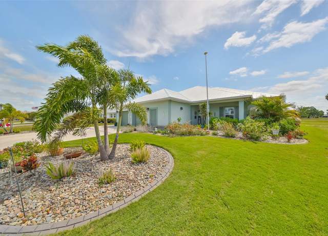 Property at 676 Allegheny Dr, Sun City Center, FL 33573, 3 beds, 2 baths