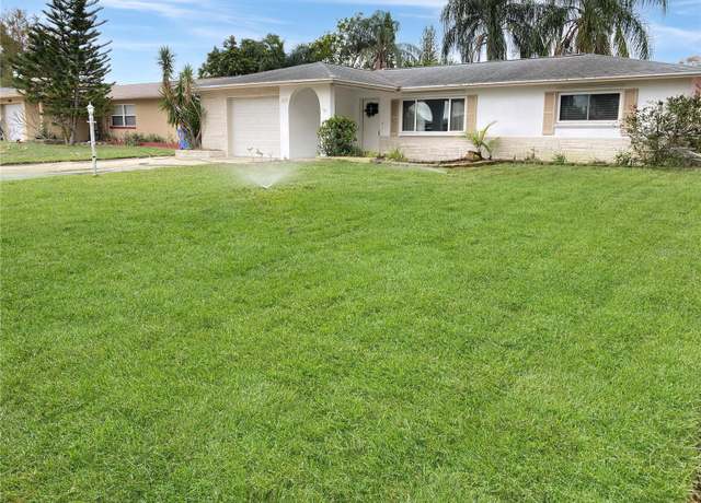 Property at 2127 Scotland Dr, Clearwater, FL 33763, 2 beds, 1.5 baths