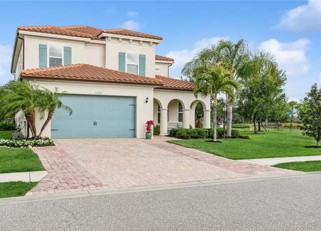 Property at 13721 Saw Palm Creek Trl, Lakewood Ranch, FL 34211, 5 beds, 3.5 baths