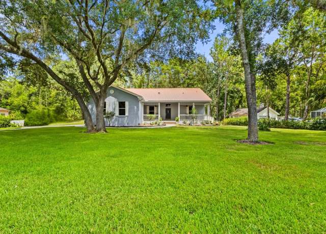 Property at 8600 Shenandoah Run, Wesley Chapel, FL 33544, 3 beds, 2 baths