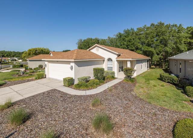Property at 259 Center Oak Cir, Spring Hill, FL 34609, 2 beds, 2 baths