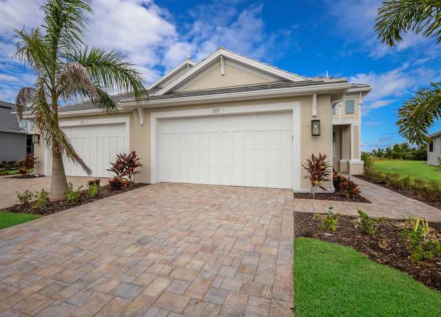 Property at 227 Okeeffe Cir, Bradenton, FL 34212, 2 beds, 2 baths