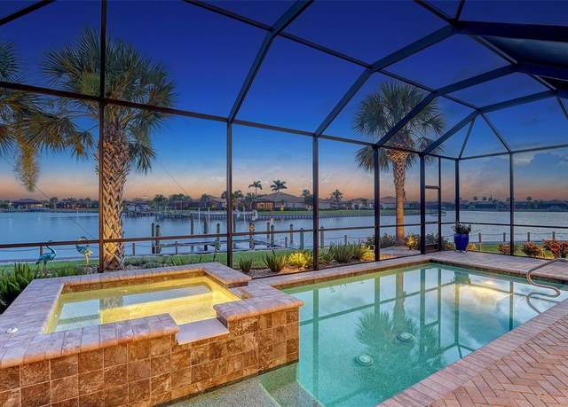 Property at 1114 Bearing Ct, Bradenton, FL 34208, 4 beds, 2.5 baths