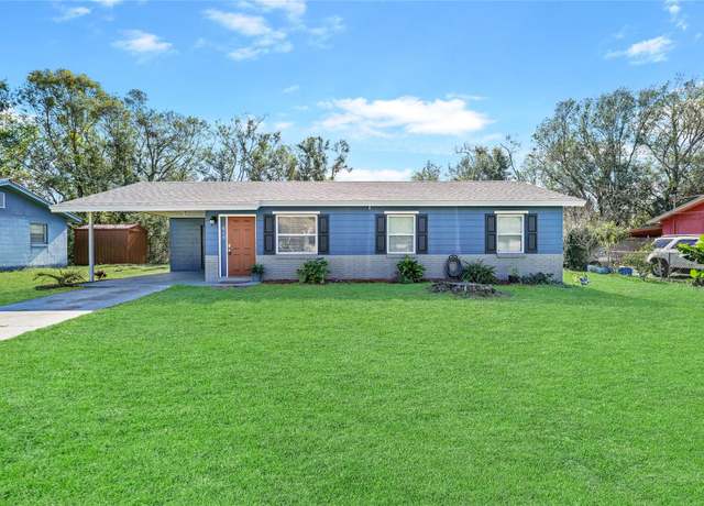 Property at 615 Grove St, Bowling Green, FL 33834, 3 beds, 1 bath