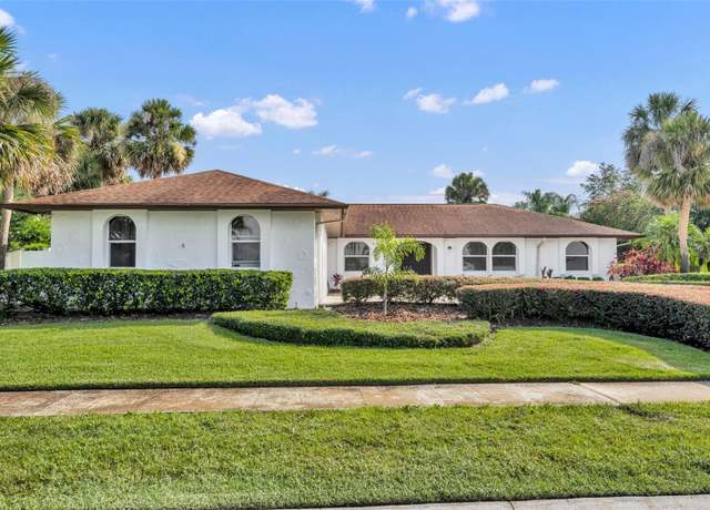 Property at 137 N Spring Lake Dr, Altamonte Springs, FL 32714, 5 beds, 3 baths