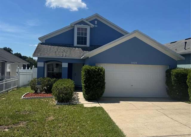 Property at 3028 Huntwicke Blvd, Davenport, FL 33837, 4 beds, 2.5 baths