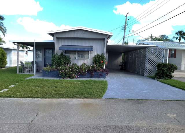 Property at 5203 7th C St E, Bradenton, FL 34203, 2 beds, 1.5 baths