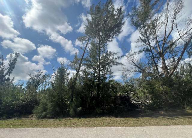 Property at 8409 Antwerp Cir, Port Charlotte, FL 33981