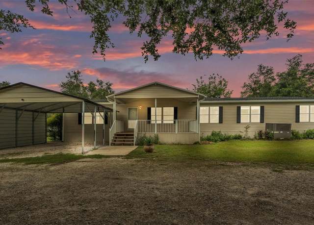 Property at 2906 Lampp Rd, Plant City, FL 33565, 4 beds, 2 baths