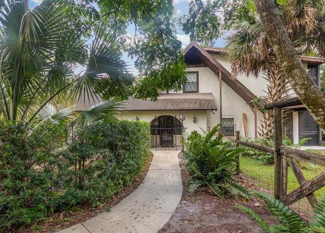 Property at 5006 Cub Lake Dr, Apopka, FL 32703, 5 beds, 4 baths