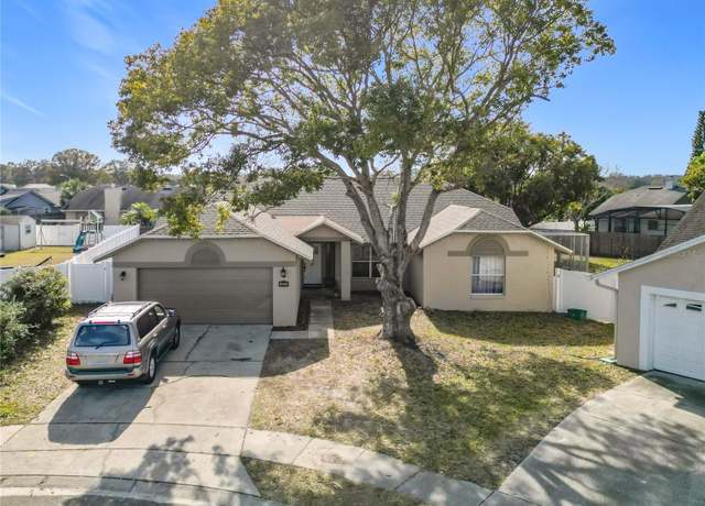 Property at 933 EL Lago Ter, Winter Springs, FL 32708, 4 beds, 2.5 baths