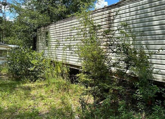 Property at 14525 NE 213th Ln, Fort Mc Coy, FL 32134, 3 beds, 1 bath