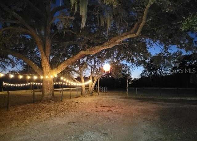 Property at 8132 Honeybee Ln, Tampa, FL 33635