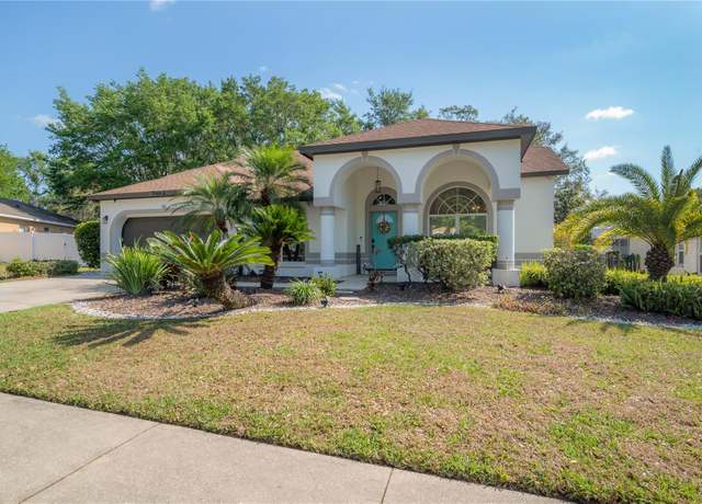 Property at 2909 Folklore Dr, Valrico, FL 33596, 4 beds, 2 baths