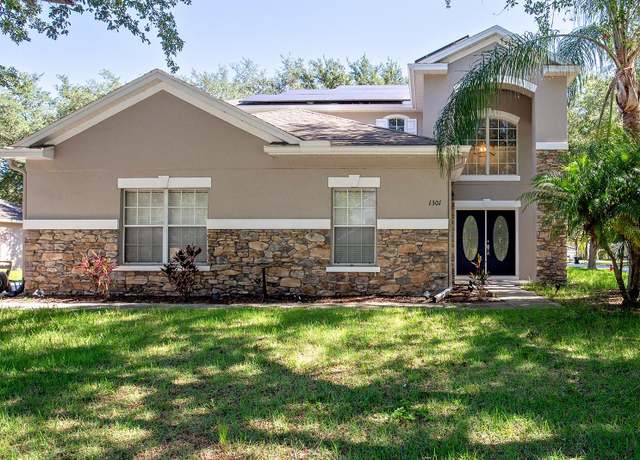 Property at 1301 Kintla Rd, Apopka, FL 32712, 4 beds, 2.5 baths
