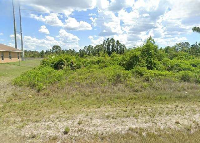 Property at 1206 Briarcliffe St, Fort Myers, FL 33913