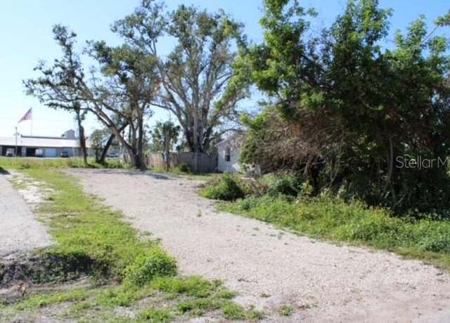 Property at 2206 Park Rd, Venice, FL 34293