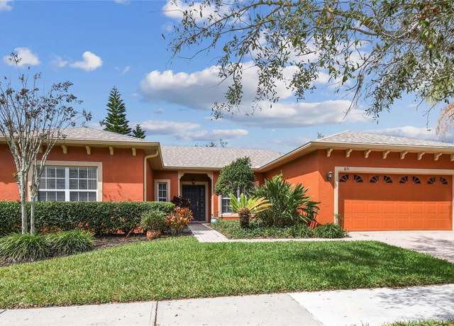 Property at 651 Highlands Hammock Dr, Poinciana, FL 34759, 2 beds, 2.5 baths