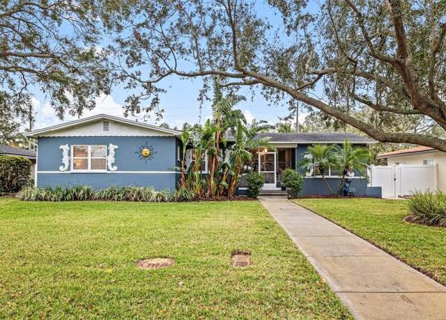 Property at 818 37th Ave NE, St Petersburg, FL 33704, 3 beds, 2 baths