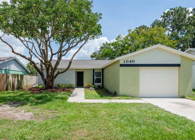 Property at 1040 Bridlewood Way, Brandon, FL 33511, 4 beds, 2 baths