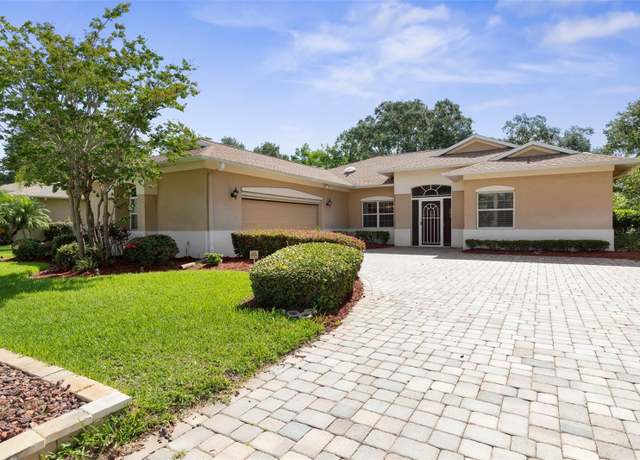 Property at 32 Cedar Point Dr, Palm Coast, FL 32164, 3 beds, 2 baths