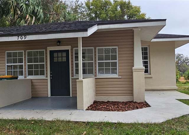 Property at 709 S Highland St, Mount Dora, FL 32757, 3 beds, 2 baths