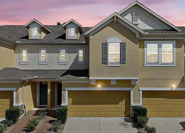 Property at 17439 Promenade Dr, Clermont, FL 34711, 4 beds, 2.5 baths
