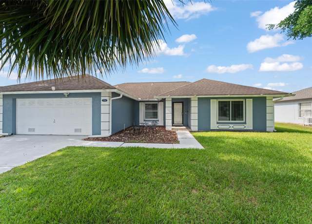 Property at 7764 Indian Ridge Trl N, Kissimmee, FL 34747, 5 beds, 2 baths