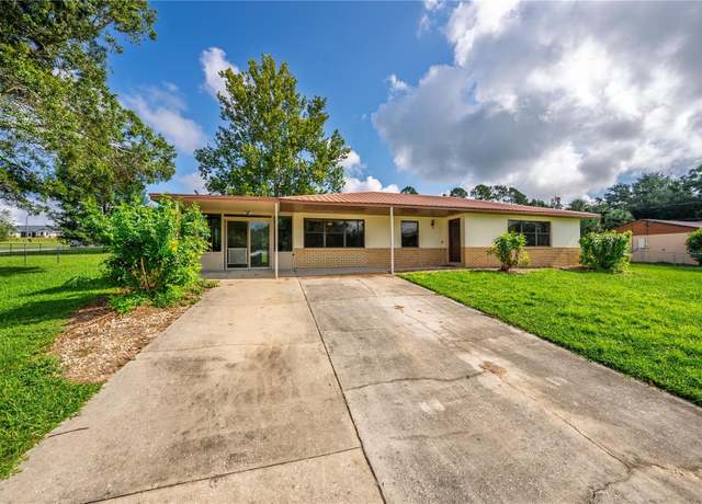Property at 37207 Grays Airport Rd, Lady Lake, FL 32159, 3 beds, 1.5 baths