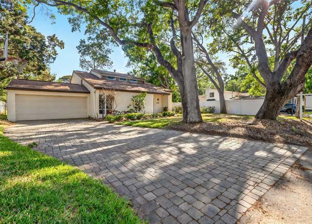 Property at 4822 W San Miguel St, Tampa, FL 33629, 3 beds, 2.5 baths