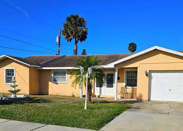 Property at 924 31st St E, Palmetto, FL 34221, 3 beds, 2 baths