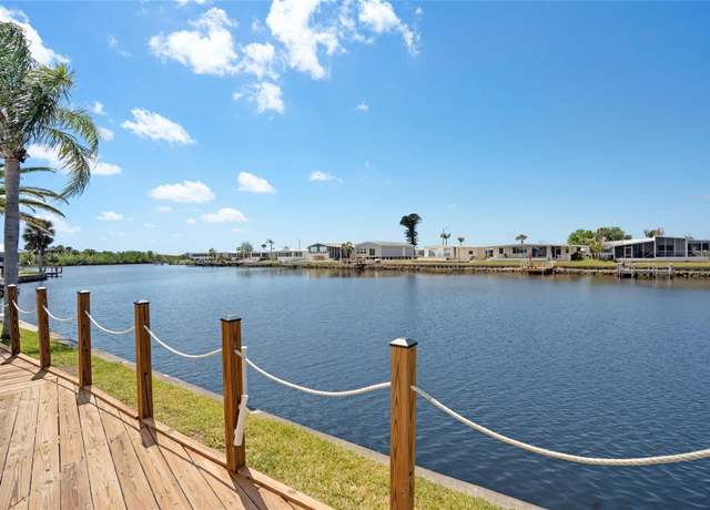 Property at 520 Ideal Pl, North Port, FL 34287, 2 beds, 2 baths