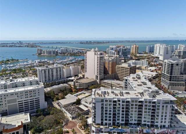 Property at 111 S Pineapple Ave #716, Sarasota, FL 34236, 2 beds, 2.5 baths