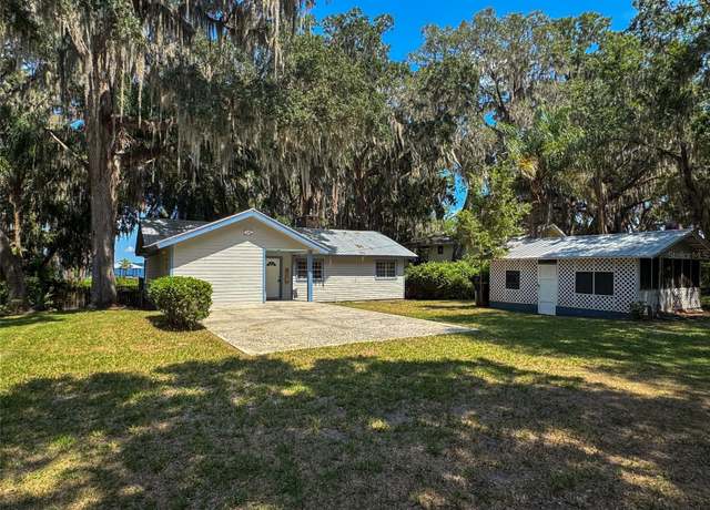 Property at 7415 NE 222nd St, Melrose, FL 32666, 3 beds, 2 baths