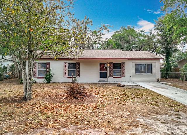 Property at 130 Aragon Ave, Umatilla, FL 32784, 3 beds, 1.5 baths