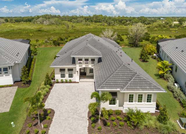 Property at 8364 Sea Glass Ct, Sarasota, FL 34240, 4 beds, 3.5 baths